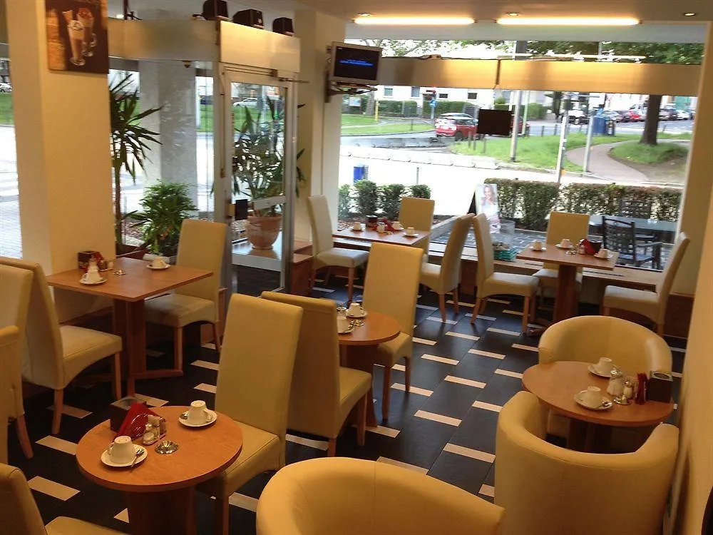 Hotel Alleenhof Frankfurt am Main 3*,